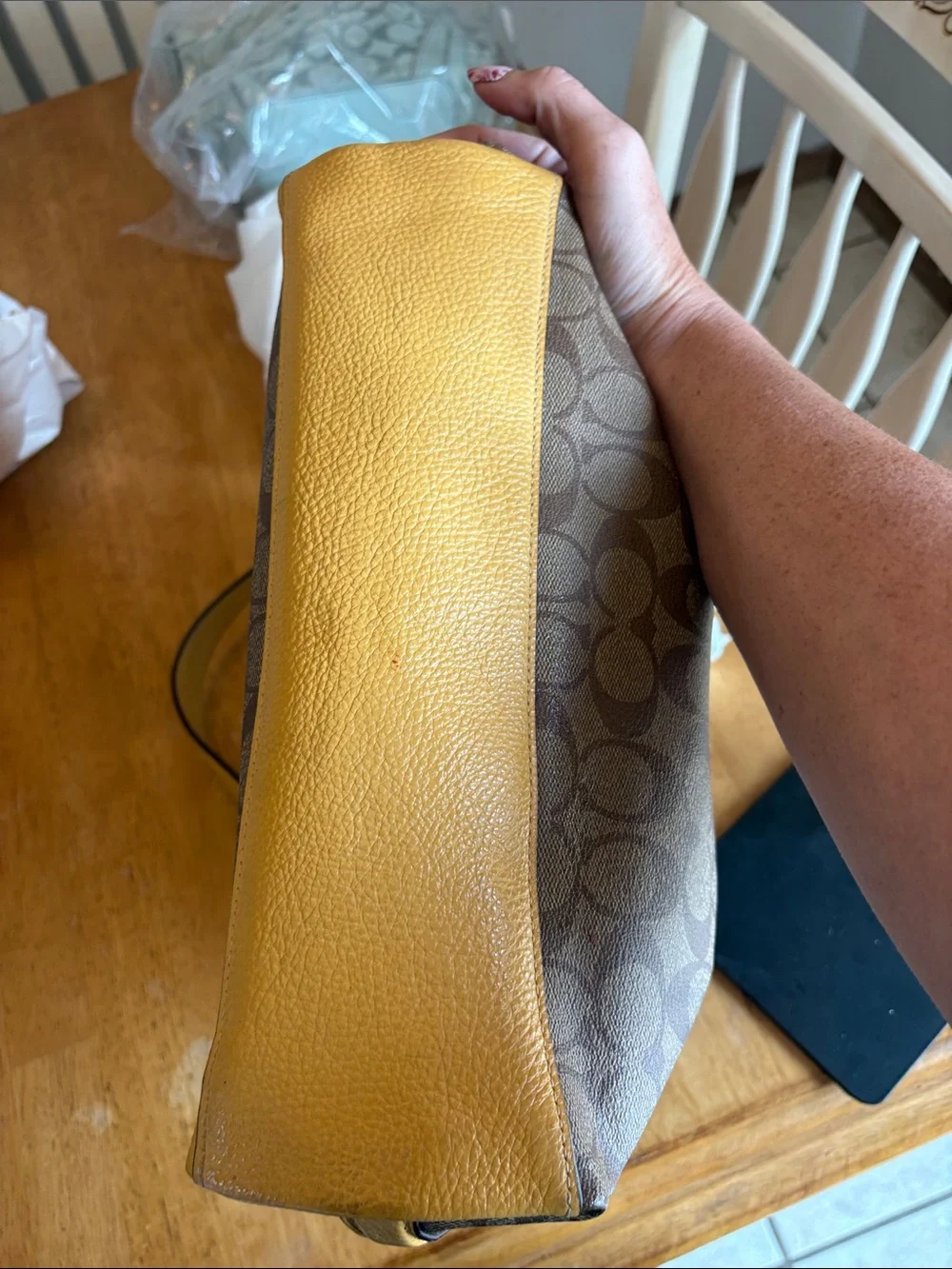 Coach authentic hobo